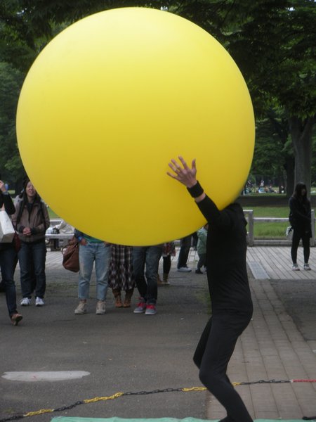 yellowballoon