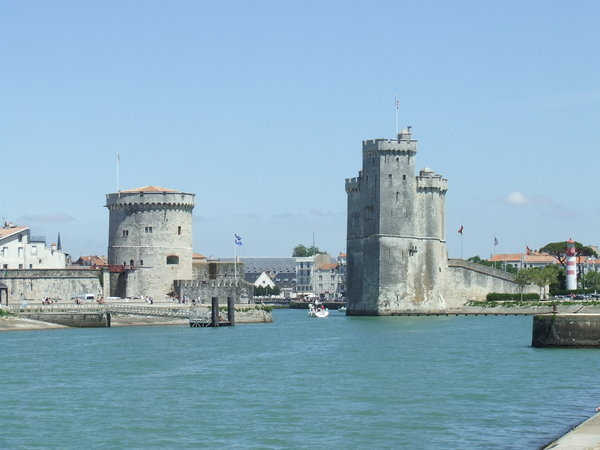 The La Rochelle towers