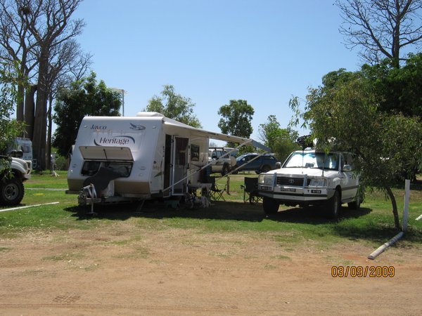 1   3-9-09   Our new camp spot at Lakeside Resort Kununurra