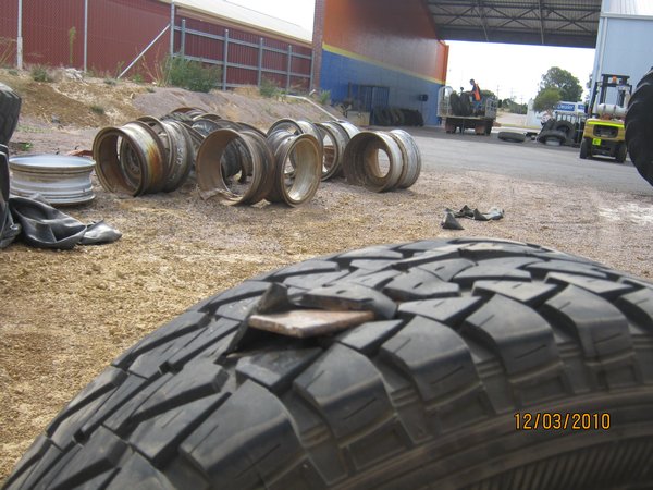 101   12-3-10   The steel in th tyre Esperance