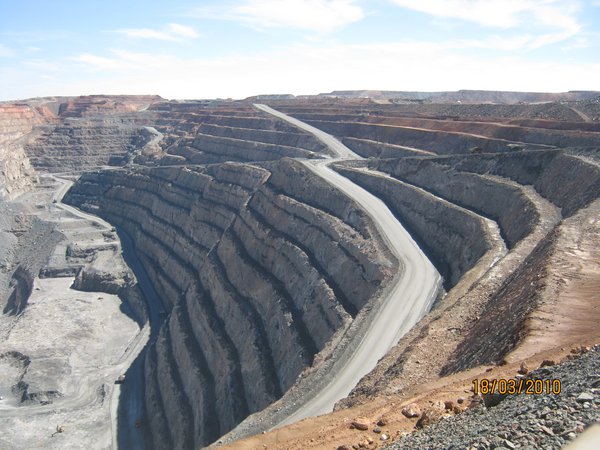 86    17-3-10    The Super Pit Gold Mine Kalgoorlie WA