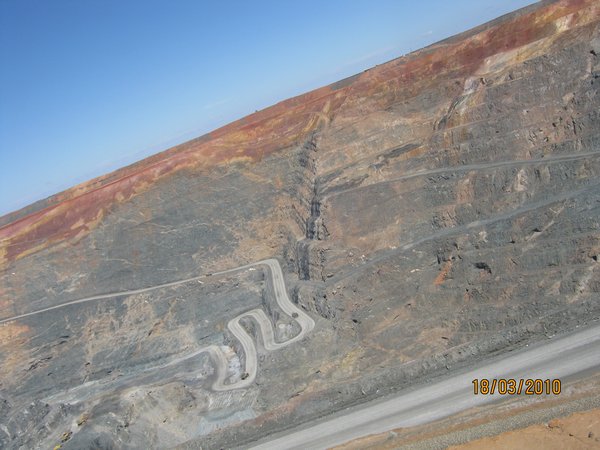 98    17-3-10    The Super Pit Gold Mine Kalgoorlie WA
