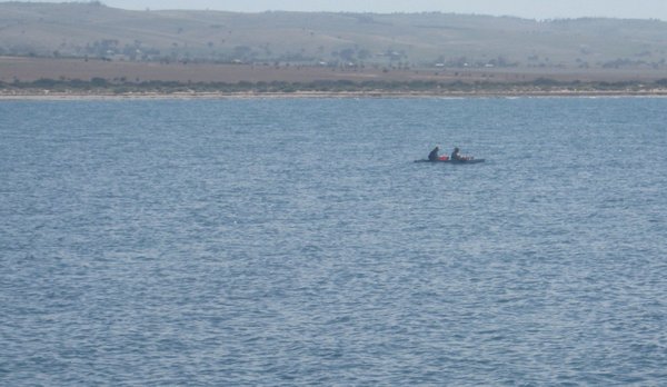 27   4-4-10   The boys in th Kayak at Louth Bay SA