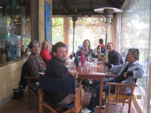61  24-4-2010  Lunch at Red Poles Mclaren Valley SA
