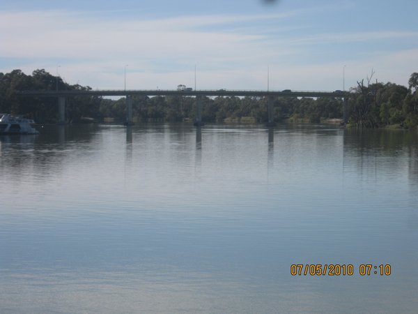 20   7-5-10 The Murray River Mildura Vic