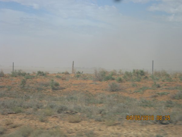 5   4-5-10  A dust storm before Mildura Vic
