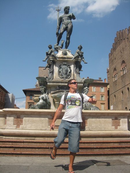 Vince wishing he was the Fontana del Nettuno
