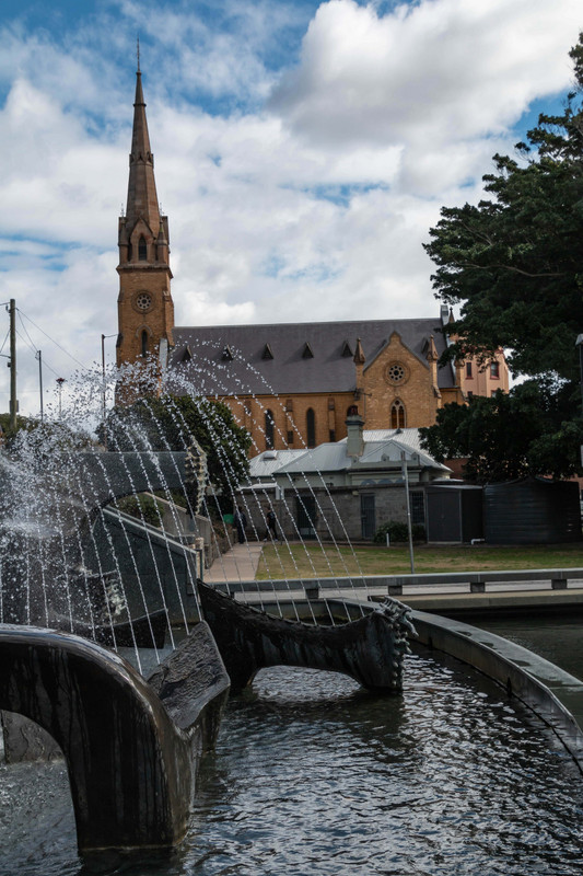 Captain Cook Memorial Fountain and St Andrew’s Presbyterian Church