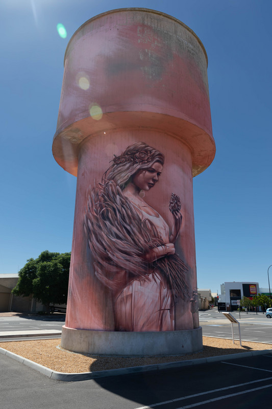 Kadina Water Tower (no cars)