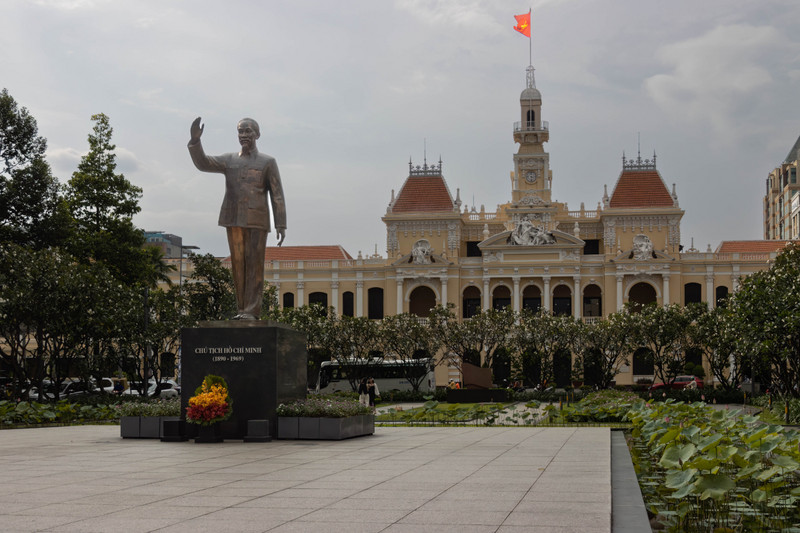 Ho Chi Minh’s statue in front of the People's Committe Building