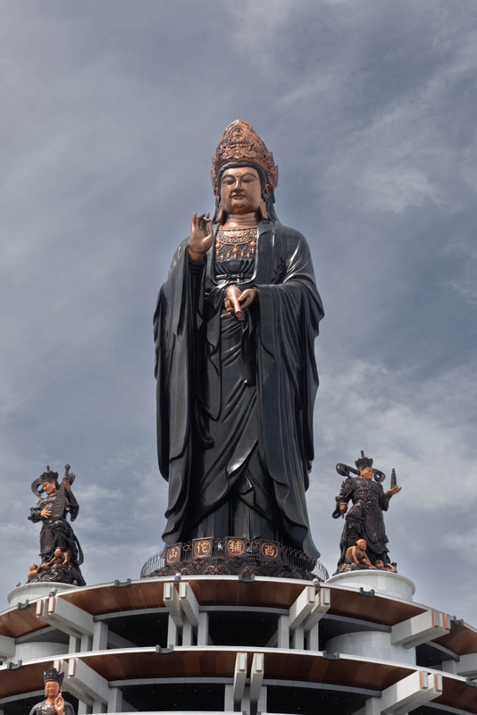 Tallest Bronze Buddha