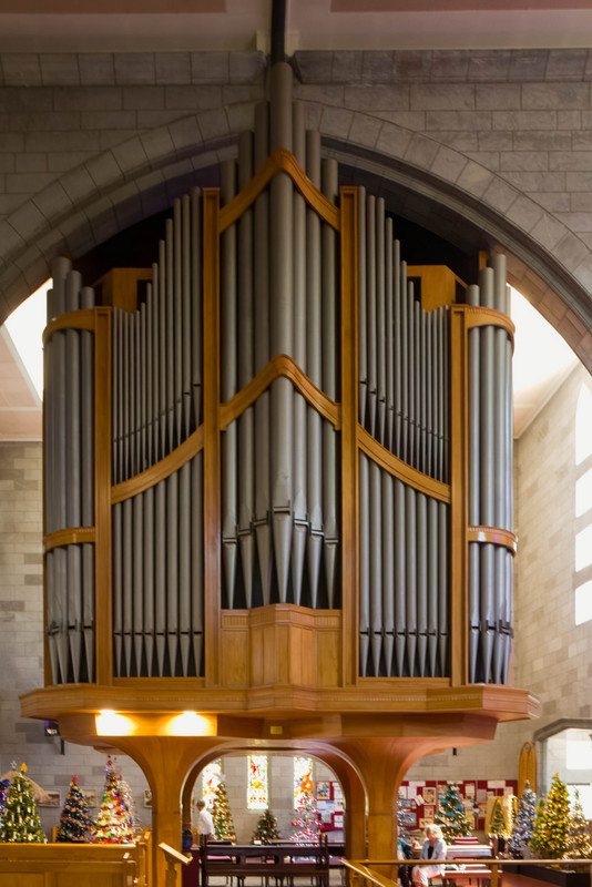 Can't beat a good pipe organ