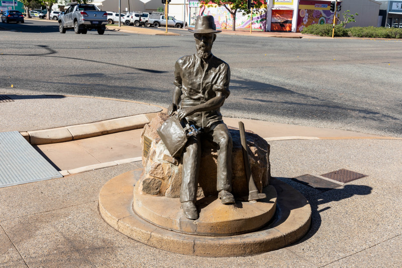Paddy Hannan statue