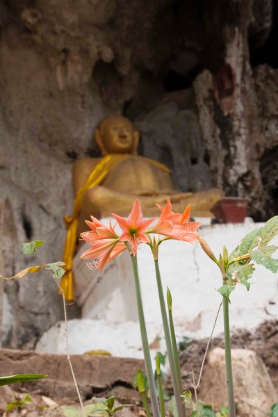 Buddha at upper cave entrance
