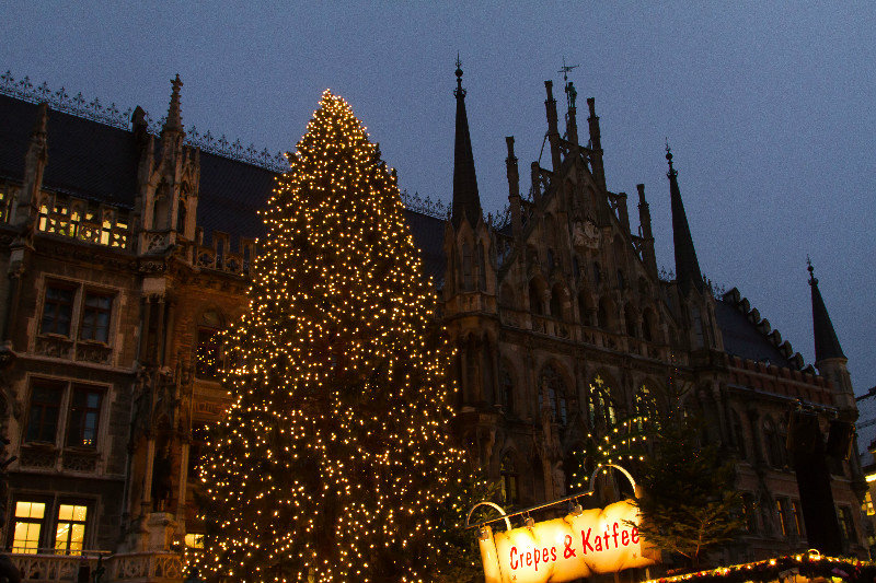 Marienplatz Christmas Tree