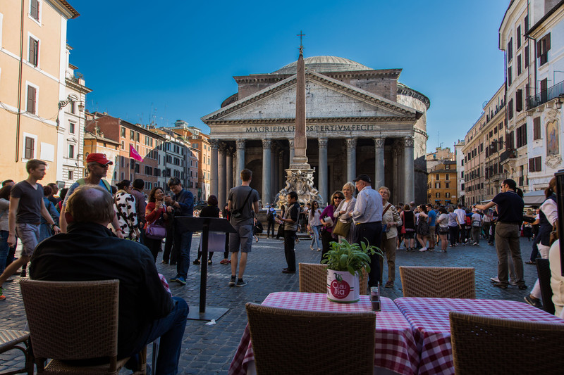 Pantheon view from a cafe