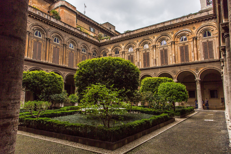 Palazzo Doria Pamphilj courtyard