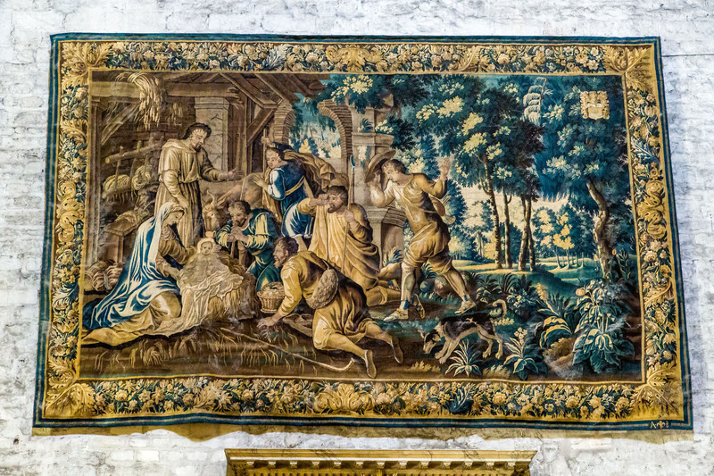Le Cloitre Saint-Trophine tapestry