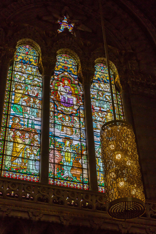 La Basilique Notre Dame de Fourvière stained glass