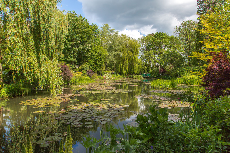 Monet's Water Garden 