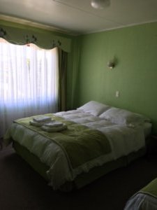 The Green Room, Hotel Glaciares, Puerto Natales