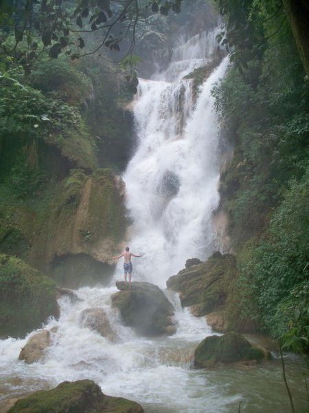 Hoykhua Waterfall up close
