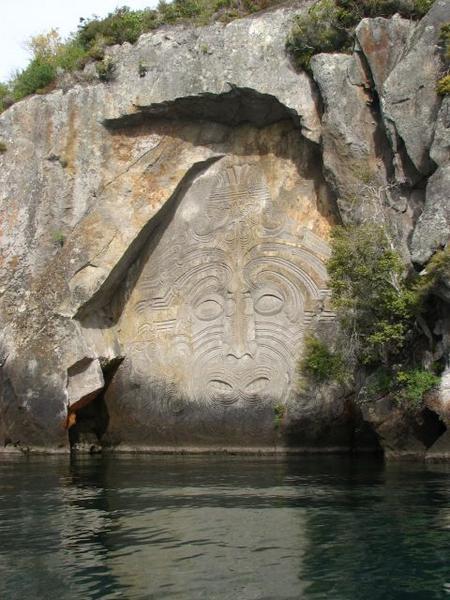 Maori carvings