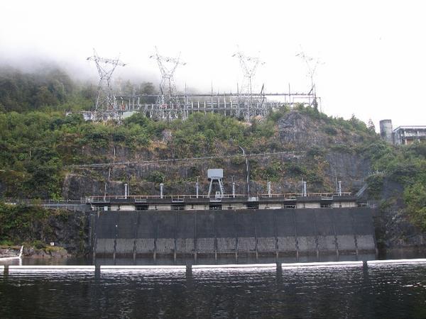  Manapouri power station