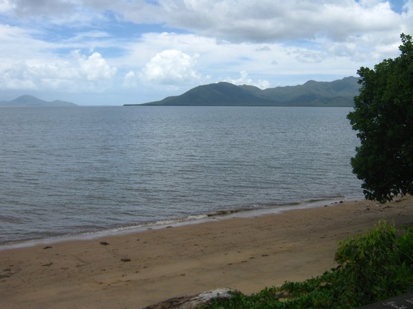 Cairns to Airlie Beach