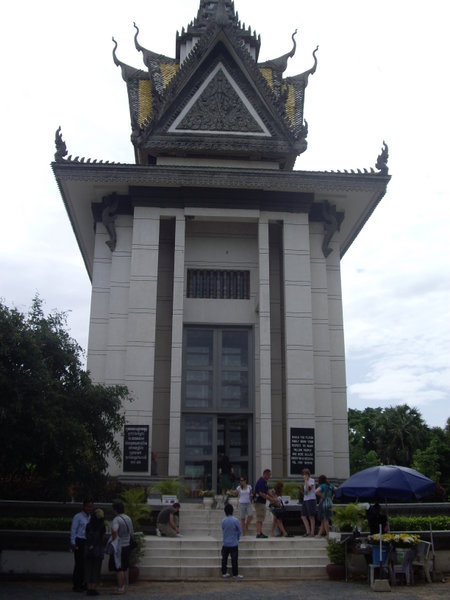 Monument at Killing fields