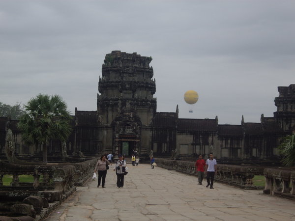 Angkor Wat with balloon