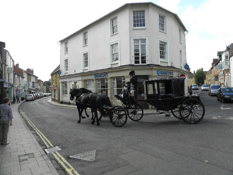 Horse and carriage heading to the church