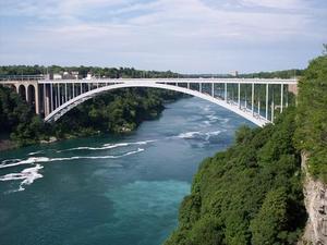 Rainbow Bridge connecting US and Canada