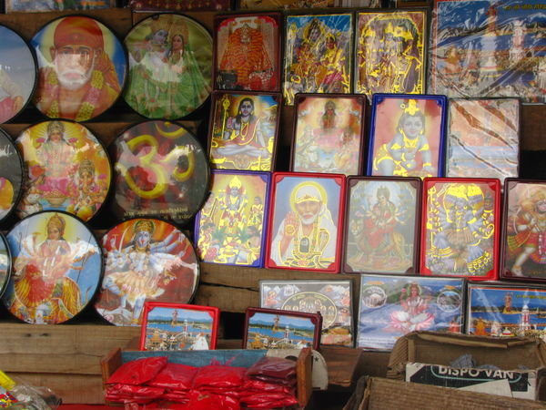 Bazaar: everything Hindu