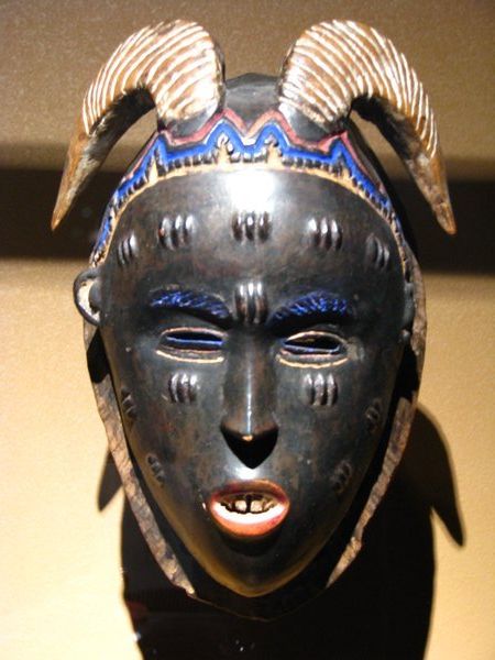 African art at museum