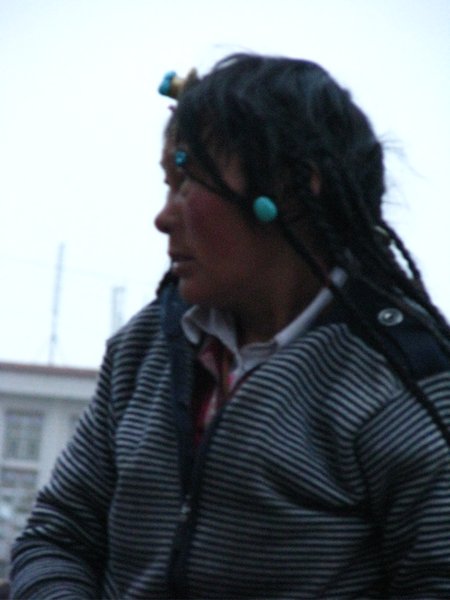 traditional Tibetan hair style