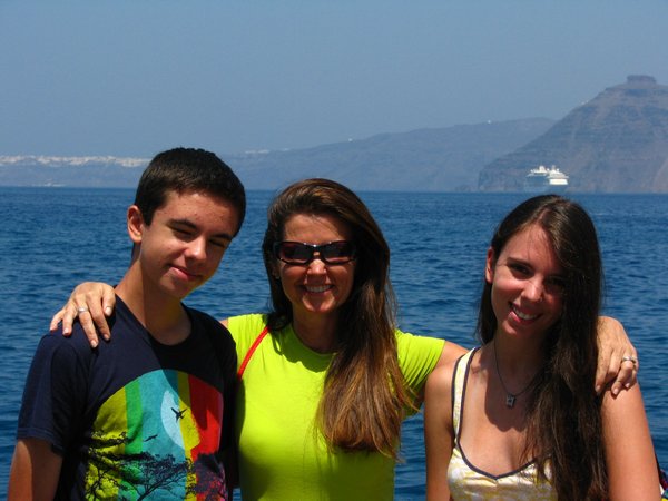 In Santorini with Amanda & Gugui