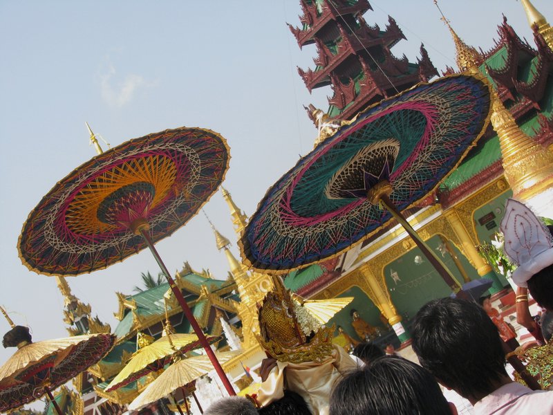 Color & Glitter in Yangon