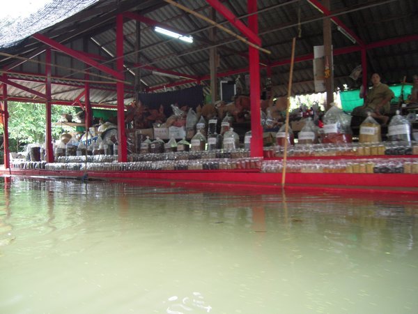 Floating market @ Ratchburi