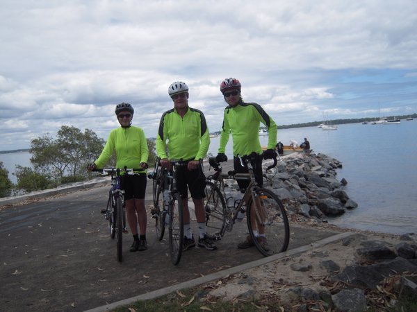 A sunday morning ride on Macleay Island