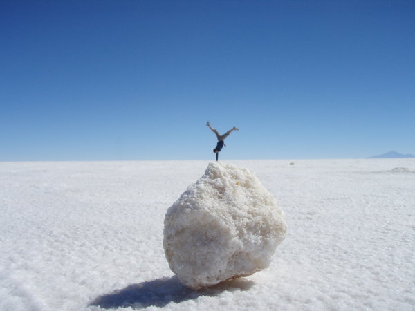 The largest salt flat in the world shows no perspective