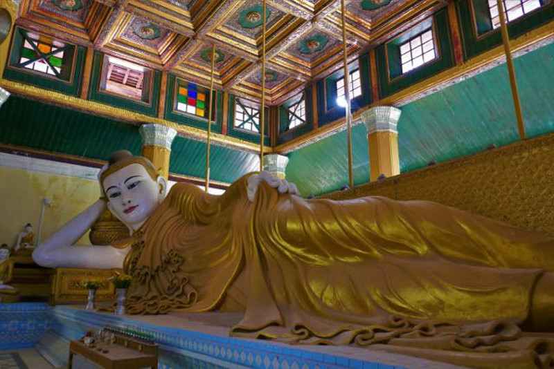 reclining Buddha, Kyaikthanian Paya