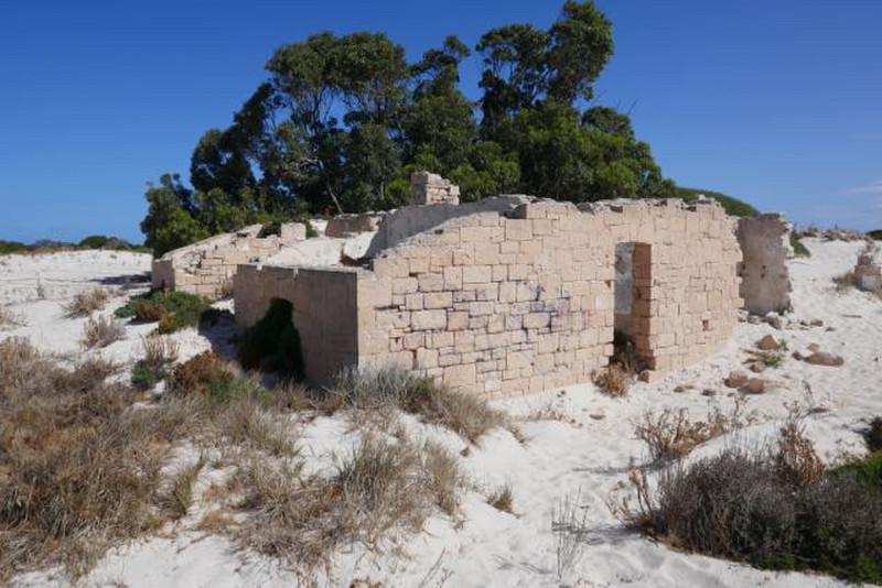 the old telegraph station, Eucla