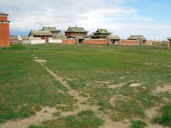 inside the walls of Erdene Zuu Khiid