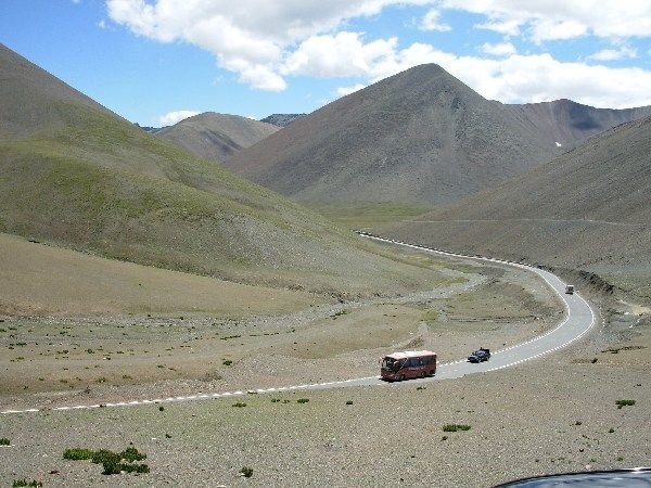 view back down the road to Namtso Lake