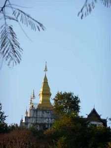 Wat Chomis on top of Phou Si