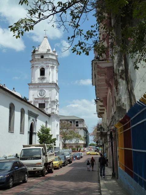 looking towards Iglesia Catedral, Casco Viejo