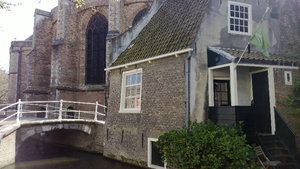 Delft 9