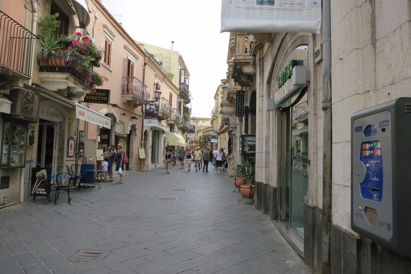 Taormina - pedestrian village