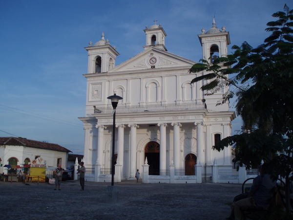 Catedral Suchitoto